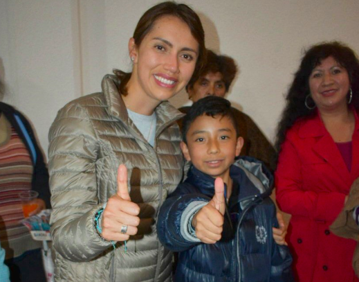 Apoyan en el poniente del estado a Sandra Corona